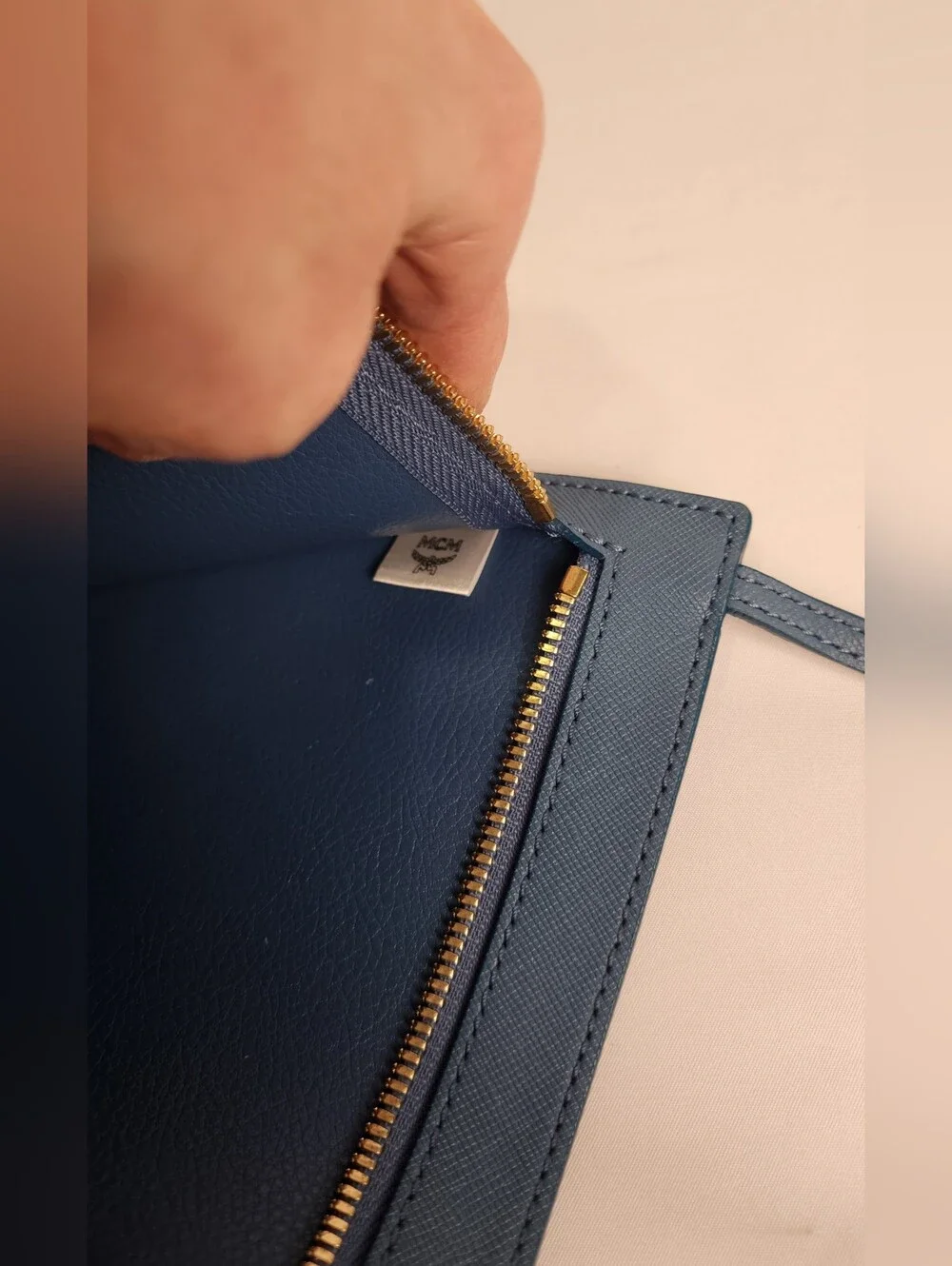 Blue MCM Saffiano Leather Shopper Tote Bag Matching Detachable Pouch Gold - Picture 15 of 16